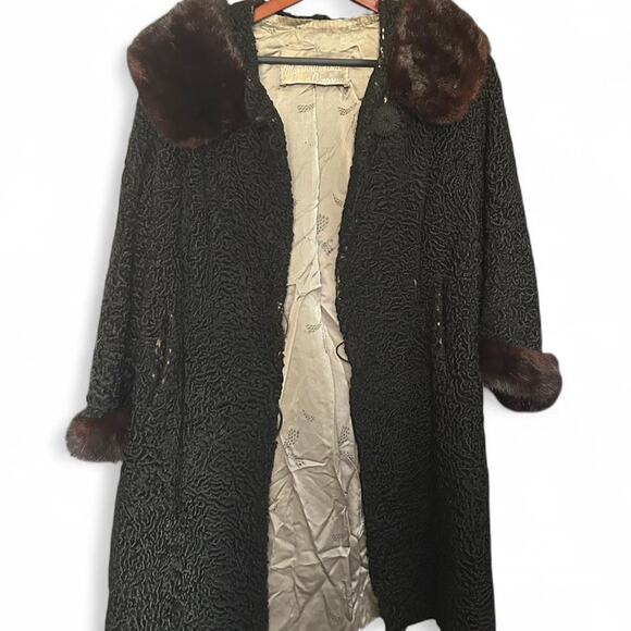 VTG Vintage 1960s Marshall Fields & Company Black Lamb Fur Coat Brown Fur OS - Picture 4 of 8